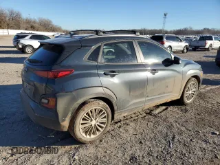 2020 Hyundai Kona SEL Plus with VIN KM8K62AA7LU520201, listed as a Copart auction lot 88812605 with 82,696 mi miles and Salvage Title. Bid and sale history available at carsss.com. Image 3.