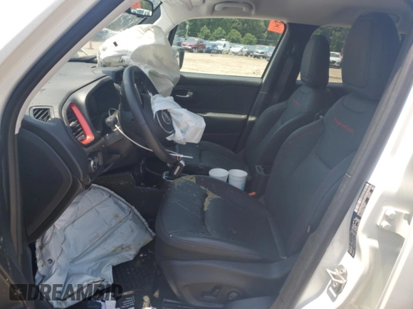 2023 Jeep Renegade Trailhawk z VIN ZACNJDC11PPP72877, wystawiony jako Copart lot #58236425 z przebiegiem 4 224 mil mil oraz Szkoda całkowita • Salvage title. Historia ofert i sprzedaży dostępna na DreamBid. Obrazek 7.