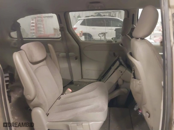 2006 Chrysler Town & Country LWB Touring with VIN 2A4GP54L66R822998, listed as a IAAI auction lot 41820263 with 282,439 mi miles. Bid and sale history available at carsss.com. Image 8.