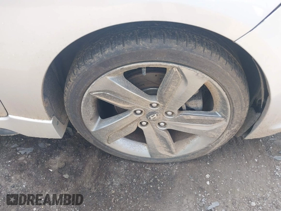 2013 Hyundai Veloster Turbo with VIN KMHTC6AE1DU177023, listed as a IAAI auction lot 42604617 with 102,087 mi miles and . Bid and sale history available at DreamBid. Image 12.