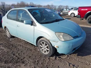 2001 Toyota Prius with VIN JT2BK12U810037395, listed as a IAAI auction lot 41760814 with 252,179 mi miles. Bid and sale history available at carsss.com. Image 1.