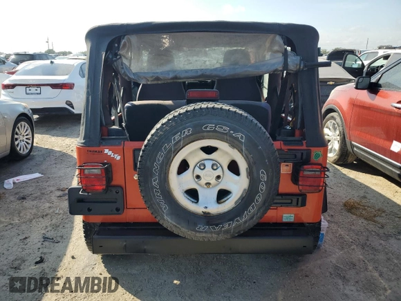 2006 Jeep Wrangler SE with VIN 1J4FA29126P786442, listed as a Copart auction lot 74493244 with 223,884 mi miles and Non Repairable. Bid and sale history available at carsss.com. Image 6.