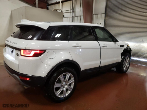 2018 Land Rover Range Rover Evoque SE with VIN SALVP2RX3JH295247, listed as a Copart auction lot 46053865 with NaN miles and Clean Title. Bid and sale history available at carsss.com. Image 3.