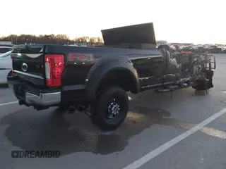 2019 Ford F-350 with VIN 1FT7X3BT8KEF10329, listed as a IAAI auction lot 40903813 with Not Provided miles and . Bid and sale history available at DreamBid. Image 4.