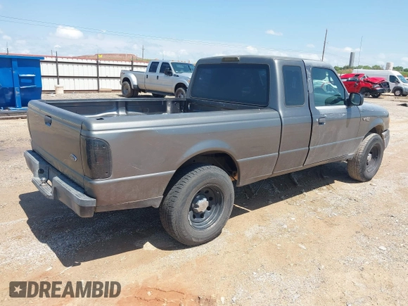 2005 Ford Ranger XL with VIN 1FTYR14U75PA18800, listed as a IAAI auction lot 42129237 with 240,333 mi miles. Bid and sale history available at carsss.com. Image 4.
