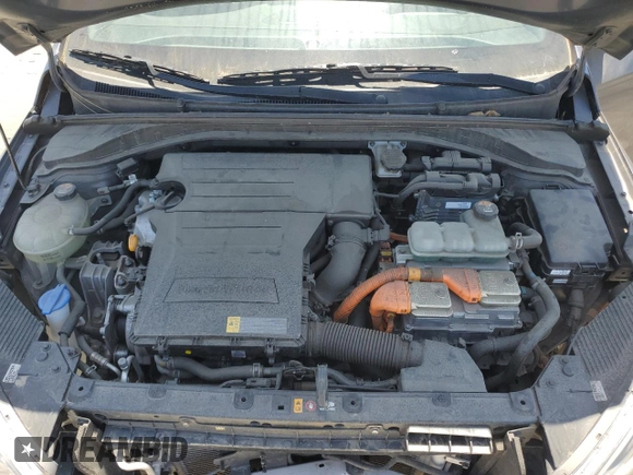 2020 Hyundai Ioniq SE with VIN KMHC65LD4LU207572, listed as a Copart auction lot 54187205 with 136,887 mi miles and Salvage title. Bid and sale history available at DreamBid. Image 12.