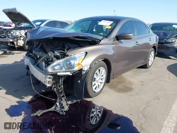 2015 Nissan Altima 2.5 S with VIN 1N4AL3AP9FN385035, listed as a IAAI auction lot 41969896 with 86,711 mi miles. Bid and sale history available at carsss.com. Image 18.