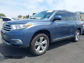 2012 Toyota Highlander Limited с VIN 5TDYK3EH5CS071855, выставлен на аукционе IAAI как лот 42141212 с пробегом 135 488 миль миль и . История ставок и продаж доступна на DreamBid. Изображение 18.