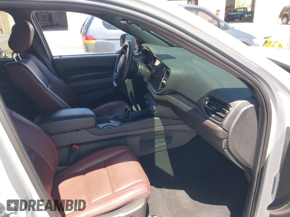 2024 Dodge Durango GT Plus z VIN 1C4RDJDGXRC154106, wystawiony jako IAAI lot #42380956 z przebiegiem 12 189 mil mil oraz . Historia ofert i sprzedaży dostępna na DreamBid. Obrazek 5.