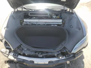 2022 Tesla Model S z VIN 5YJSA1E53NF491494, wystawiony jako Copart lot #56483015 z przebiegiem 31 507 mil mil oraz Szkoda całkowita • Salvage title. Historia ofert i sprzedaży dostępna na DreamBid. Obrazek 11.