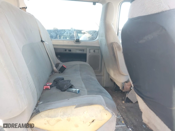 2012 Ford Econoline Wagon XL with VIN 1FBSS3BL1CDA76758, listed as a IAAI auction lot 41648496 with 278,048 mi miles. Bid and sale history available at carsss.com. Image 8.