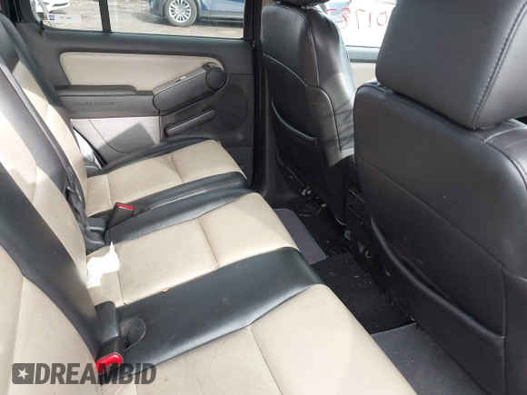 2008 Ford Explorer XLT z VIN 1FMEU73848UA88460, wystawiony jako IAAI lot #42101787 z przebiegiem 202 357 mil mil oraz . Historia ofert i sprzedaży dostępna na DreamBid. Obrazek 8.