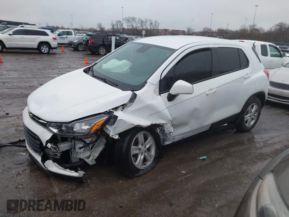 2021 Chevrolet Trax LS with VIN KL7CJKSB1MB310833, listed as a IAAI auction lot 41544231 with 1 mi miles. Bid and sale history available at carsss.com. Image 2.