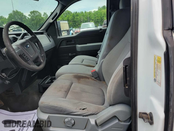 2014 Ford F-150 XL with VIN 1FTFX1EF4EKE59231, listed as a IAAI auction lot 42631384 with 279,670 mi miles and . Bid and sale history available at DreamBid. Image 18.