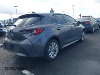 2024 Toyota Corolla Hatchback SE with VIN JTND4MBE9R3232013, listed as a IAAI auction lot 41578862 with 20,434 mi miles. Bid and sale history available at carsss.com. Image 4.
