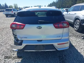 2019 Kia Niro EX with VIN KNDCC3LC2K5248526, listed as a IAAI auction lot 42043256 with 123,058 mi miles. Bid and sale history available at carsss.com. Image 16.