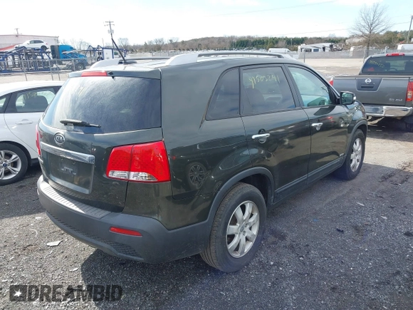 2012 Kia Sorento LX with VIN 5XYKTDA27CG227093, listed as a IAAI auction lot 41503291 with 206,924 mi miles. Bid and sale history available at carsss.com. Image 4.