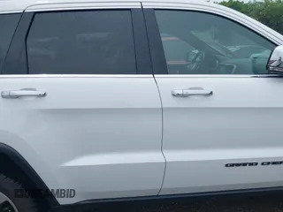 2018 Jeep Grand Cherokee Limited with VIN 1C4RJFBG8JC417240, listed as a IAAI auction lot 42476411 with 77,080 mi miles and . Bid and sale history available at DreamBid. Image 14.