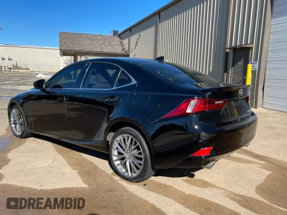 2015 Lexus IS 250 z VIN JTHBF1D21F5056760, wystawiony jako Copart lot #57203625 z przebiegiem 170 470 mil mil oraz Czysty tytuł • Clean title. Historia ofert i sprzedaży dostępna na DreamBid. Obrazek 3.