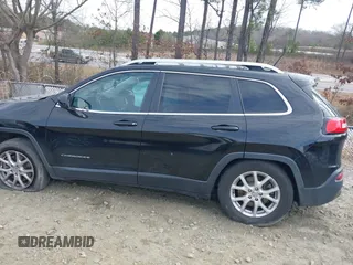2018 Jeep Cherokee Latitude with VIN 1C4PJLCX1JD513919, listed as a IAAI auction lot 41794393 with 109,250 mi miles and . Bid and sale history available at DreamBid. Image 13.