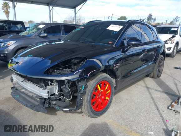 2022 Porsche Macan with VIN WP1AA2A56NLB01345, listed as a IAAI auction lot 41575471 with 22,445 mi miles. Bid and sale history available at carsss.com. Image 18.