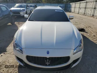 2015 Maserati Quattroporte S Q4 z VIN ZAM56RRA0F1151942, wystawiony jako Copart lot #88632815 z przebiegiem 28 821 mil mil oraz Szkoda całkowita • Salvage title. Historia ofert i sprzedaży dostępna na DreamBid. Obrazek 5.