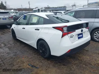 2022 Toyota Prius LE with VIN JTDL9MFU3N3035383, listed as a IAAI auction lot 38575050 with 23,304 mi miles. Bid and sale history available at carsss.com. Image 3.