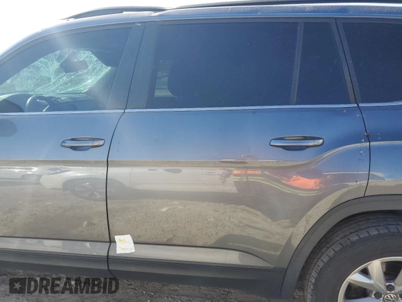 2020 Volkswagen Atlas S with VIN 1V2AP2CA9LC501633, listed as a Copart auction lot 75040264 with 104,853 mi miles and Salvage title. Bid and sale history available at DreamBid. Image 13.