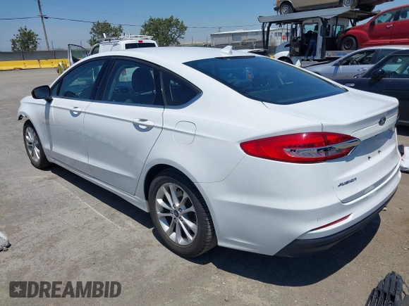 2020 Ford Fusion SE with VIN 3FA6P0H73LR131988, listed as a IAAI auction lot 42468239 with 104,832 mi miles and . Bid and sale history available at DreamBid. Image 3.