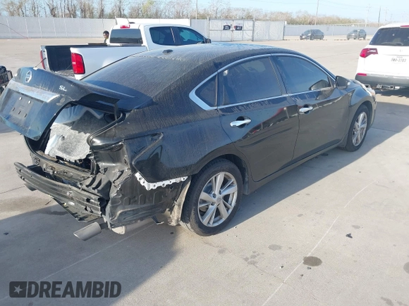 2015 Nissan Altima SL with VIN 1N4AL3AP3FN339653, listed as a IAAI auction lot 41813072 with 42,872 mi miles and . Bid and sale history available at DreamBid. Image 4.