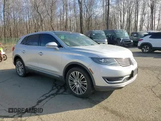 2018 Lincoln MKX Reserve z VIN 2LMPJ8LR7JBL13759, wystawiony jako Copart lot #49158975 z przebiegiem 82 466 mil mil oraz Szkoda całkowita • Salvage title. Historia ofert i sprzedaży dostępna na DreamBid. Obrazek 12.
