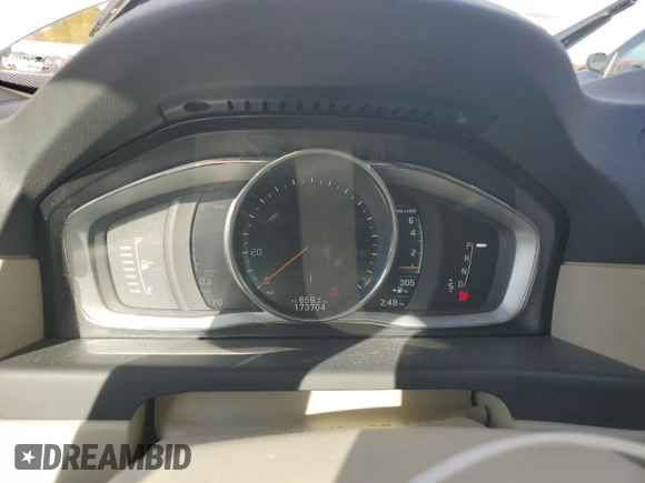 2015 Volvo XC70 T5 Drive-E Premier with VIN YV440MBK4F1220667, listed as a Copart auction lot 77652844 with 173,704 mi miles and Clean Title. Bid and sale history available at DreamBid. Image 9.