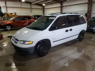 2000 Dodge Caravan with VIN 2B4GP25G4YR791420, listed as a Copart auction lot 83426754 with 141,635 mi miles and Salvage title. Bid and sale history available at DreamBid. Image 1.