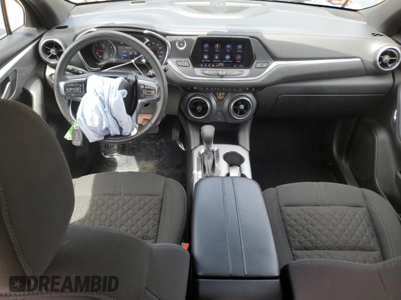 2022 Chevrolet Blazer LT с VIN 3GNKBHR43NS169511, выставлен на аукционе Copart как лот 56601915 с пробегом Не указан миль и На запчасти • Non repairable. История ставок и продаж доступна на DreamBid. Изображение 8.