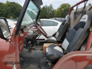 1968 Jeep CJ z VIN J8F83AA076748, wystawiony jako Copart lot #70095104 z przebiegiem 91 907 mil mil oraz Tytuł czysty. Historia ofert i sprzedaży dostępna na DreamBid. Obrazek 7.