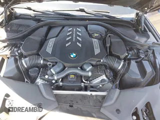 2020 BMW 5 Series M550i xDrive z VIN WBAJS7C07LBN96264, wystawiony jako IAAI lot #42478429 z przebiegiem 46 035 mil mil oraz . Historia ofert i sprzedaży dostępna na DreamBid. Obrazek 10.