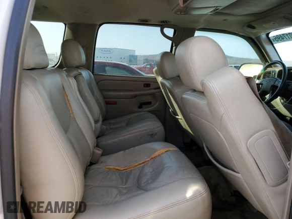 2005 Chevrolet Suburban LT with VIN 1GNFK16Z15J104876, listed as a Copart auction lot 48017495 with 311,358 mi miles and Clean title. Bid and sale history available at DreamBid. Image 11.