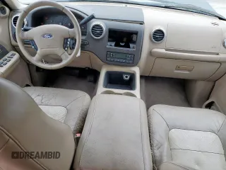 2004 Ford Expedition Eddie Bauer z VIN 1FMPU17L24LB21282, wystawiony jako Copart lot #47621325 z przebiegiem 206 534 mil mil oraz Czysty tytuł • Clean title. Historia ofert i sprzedaży dostępna na DreamBid. Obrazek 8.