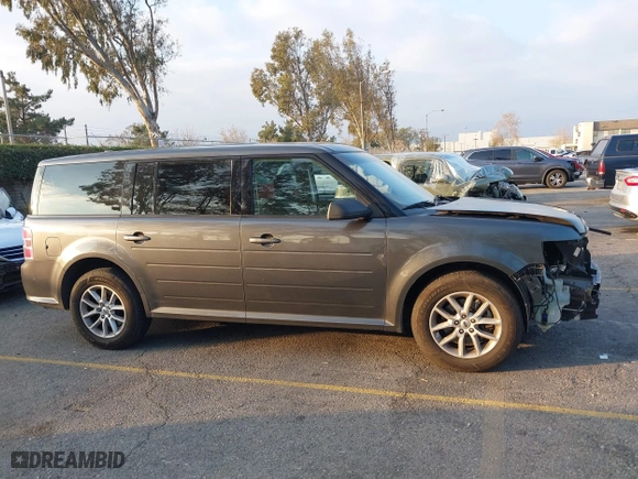 2019 Ford Flex SE with VIN 2FMGK5B8XKBA34534, listed as a IAAI auction lot 41450501 with 66,564 mi miles. Bid and sale history available at carsss.com. Image 14.