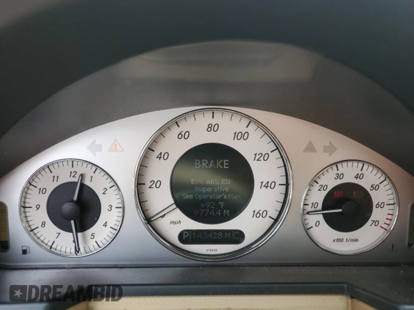 2007 Mercedes-Benz E 350 z VIN WDBUF56X77B076670, wystawiony jako Copart lot #57215685 z przebiegiem 143 428 mil mil oraz Szkoda całkowita • Salvage title. Historia ofert i sprzedaży dostępna na DreamBid. Obrazek 9.