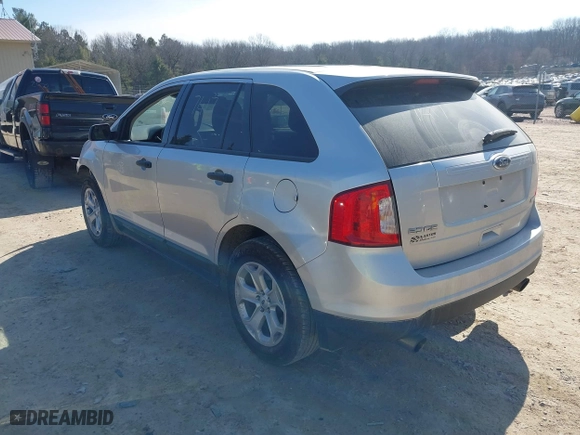 2013 Ford Edge SE with VIN 2FMDK3G90DBC22703, listed as a IAAI auction lot 41787417 with 132,720 mi miles. Bid and sale history available at carsss.com. Image 3.