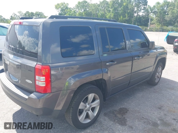 2017 Jeep Patriot Latitude with VIN 1C4NJPFB2HD183328, listed as a IAAI auction lot 41315215 with 78,453 mi miles and . Bid and sale history available at carsss.com. Image 4.