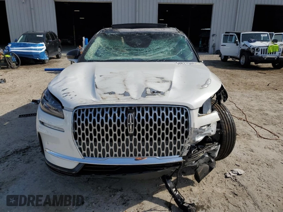 2024 Lincoln Corsair Premiere z VIN 5LMCJ1CA7RUL13260, wystawiony jako Copart lot #54877385 z przebiegiem 7 625 mil mil oraz Nie do naprawy • Non repairable. Historia ofert i sprzedaży dostępna na DreamBid. Obrazek 5.