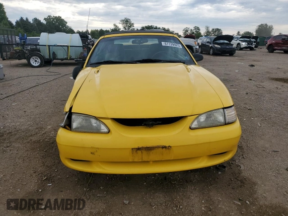 1994 Ford Mustang with VIN 1FALP45T6RF190213, listed as a Copart auction lot 61139925 with 177,719 mi miles and Salvage title. Bid and sale history available at DreamBid. Image 5.