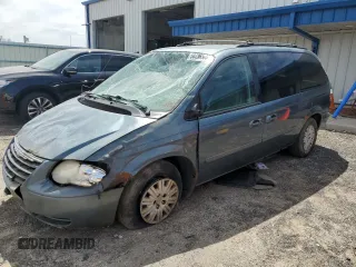 2005 Chrysler Town & Country LX with VIN 2C4GP44R95R278497, listed as a Copart auction lot 54736385 with 267,987 mi miles and Non Repairable. Bid and sale history available at DreamBid. Image 1.