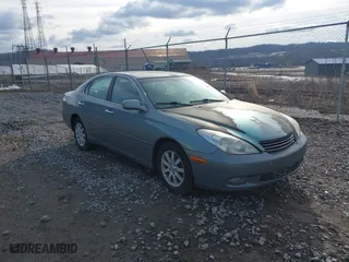 2004 Lexus ES 330 with VIN JTHBA30G545011863, listed as a IAAI auction lot 41872430 with 299,991 mi miles. Bid and sale history available at carsss.com. Image 1.