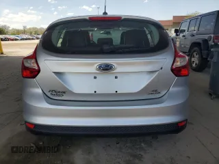 2013 Ford Focus SE with VIN 1FADP3K2XDL205333, listed as a Copart auction lot 54397975 with 104,019 mi miles and Clean Title. Bid and sale history available at carsss.com. Image 6.