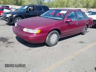 1993 Ford Taurus z VIN 1FACP52U4PG225521, wystawiony jako IAAI lot #42096535 z przebiegiem 76 808 mil mil oraz . Historia ofert i sprzedaży dostępna na DreamBid. Obrazek 17.