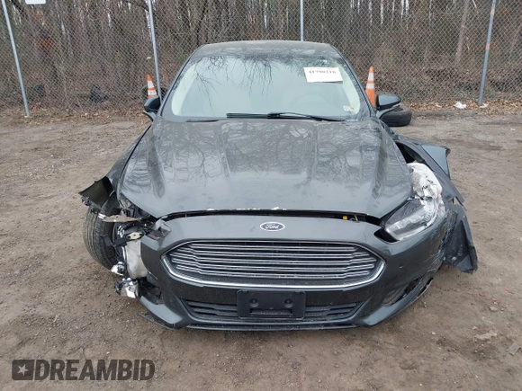 2015 Ford Fusion SE Hybrid with VIN 3FA6P0LU0FR242452, listed as a IAAI auction lot 41790218 with 163,741 mi miles. Bid and sale history available at carsss.com. Image 12.