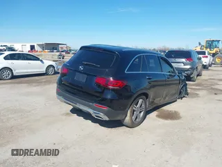2022 Mercedes-Benz GLC with VIN W1N0G8DBXNV360675, listed as a IAAI auction lot 41652144 with 37,235 mi miles. Bid and sale history available at carsss.com. Image 4.